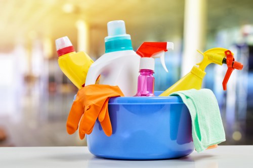 Secure Cleaner Maidavale payment options with card and online checkout